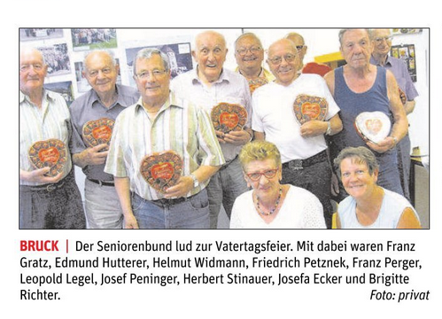 Der Seniorenbund mit GR Franz Perger gratulierten den Vätern zum Vatertag.