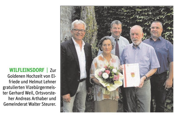 GR Walter Steurer gratulierte dem Ehepaar Elfriede und Helmut Lehner zur goldenen Hochzeit.